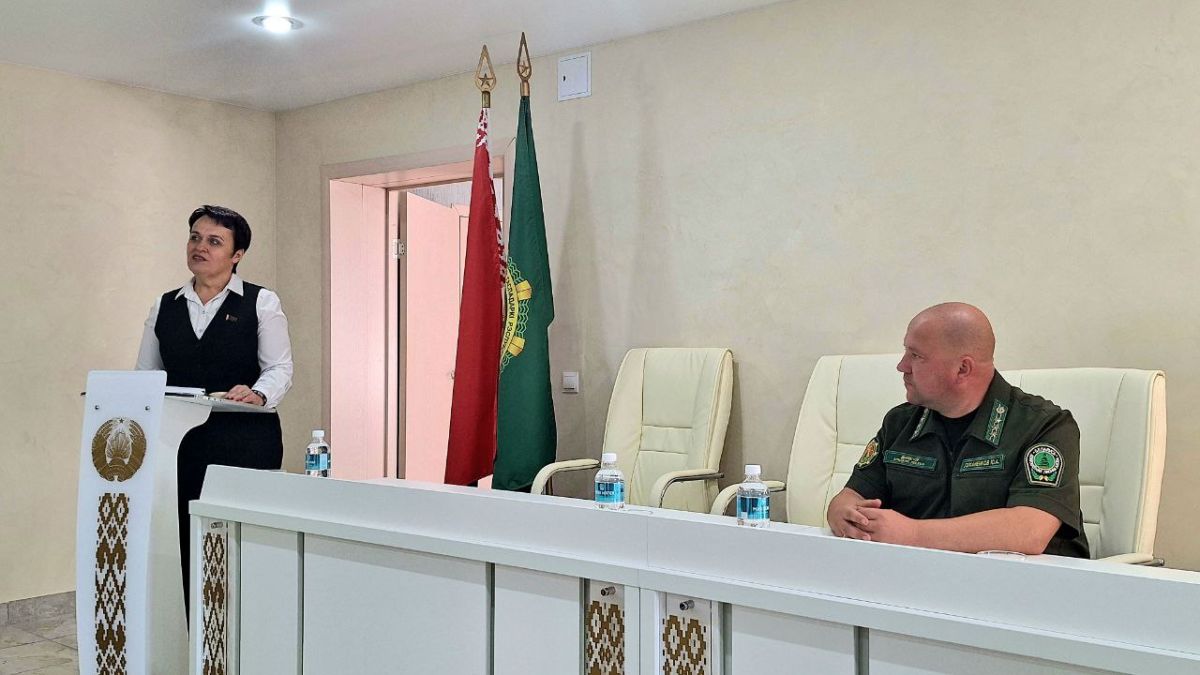 Депутат Палаты представителей Национального собрания Республики Беларусь Алла Науменко посетила Ельский лесхоз