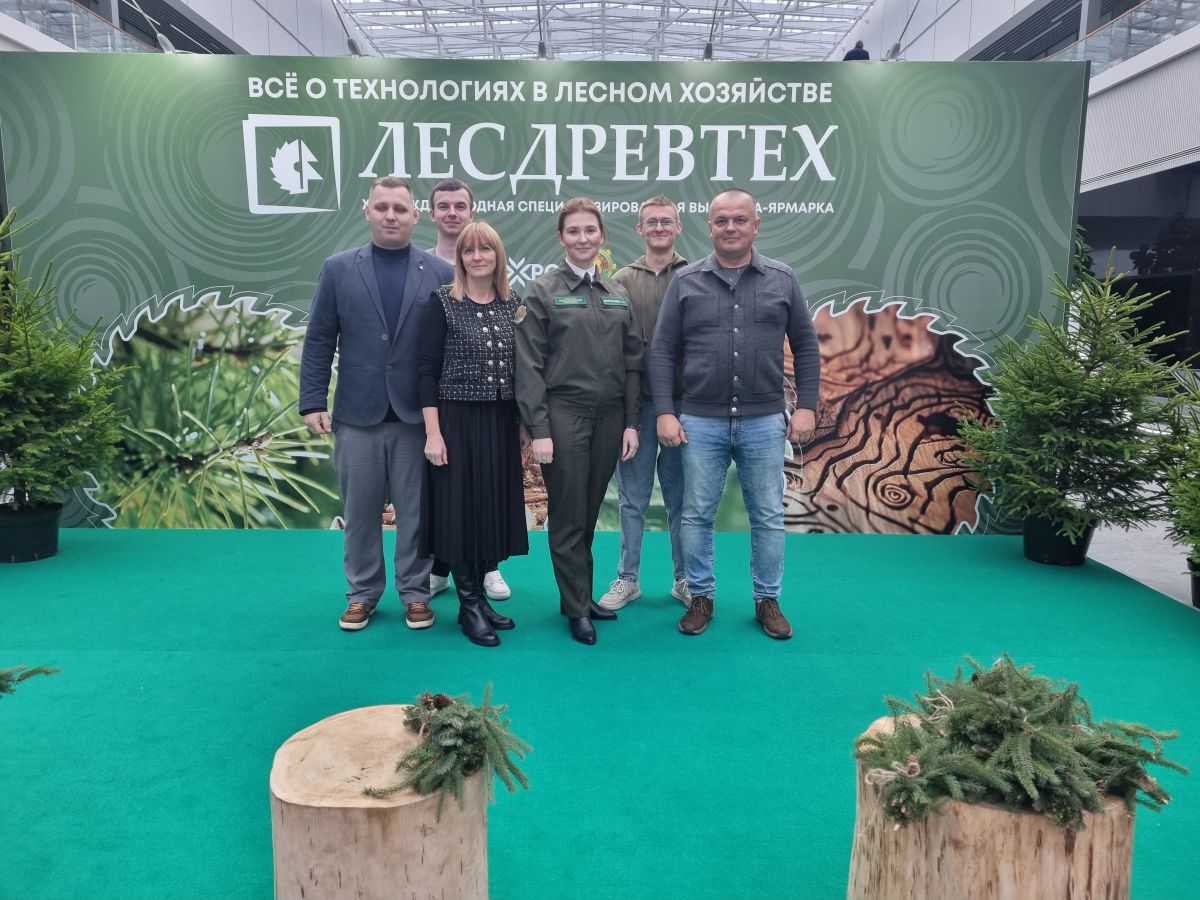 Ельский лесхоз на «Лесдревтехе»!